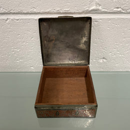 Vintage Silver Plated & Engraved Trinket Box