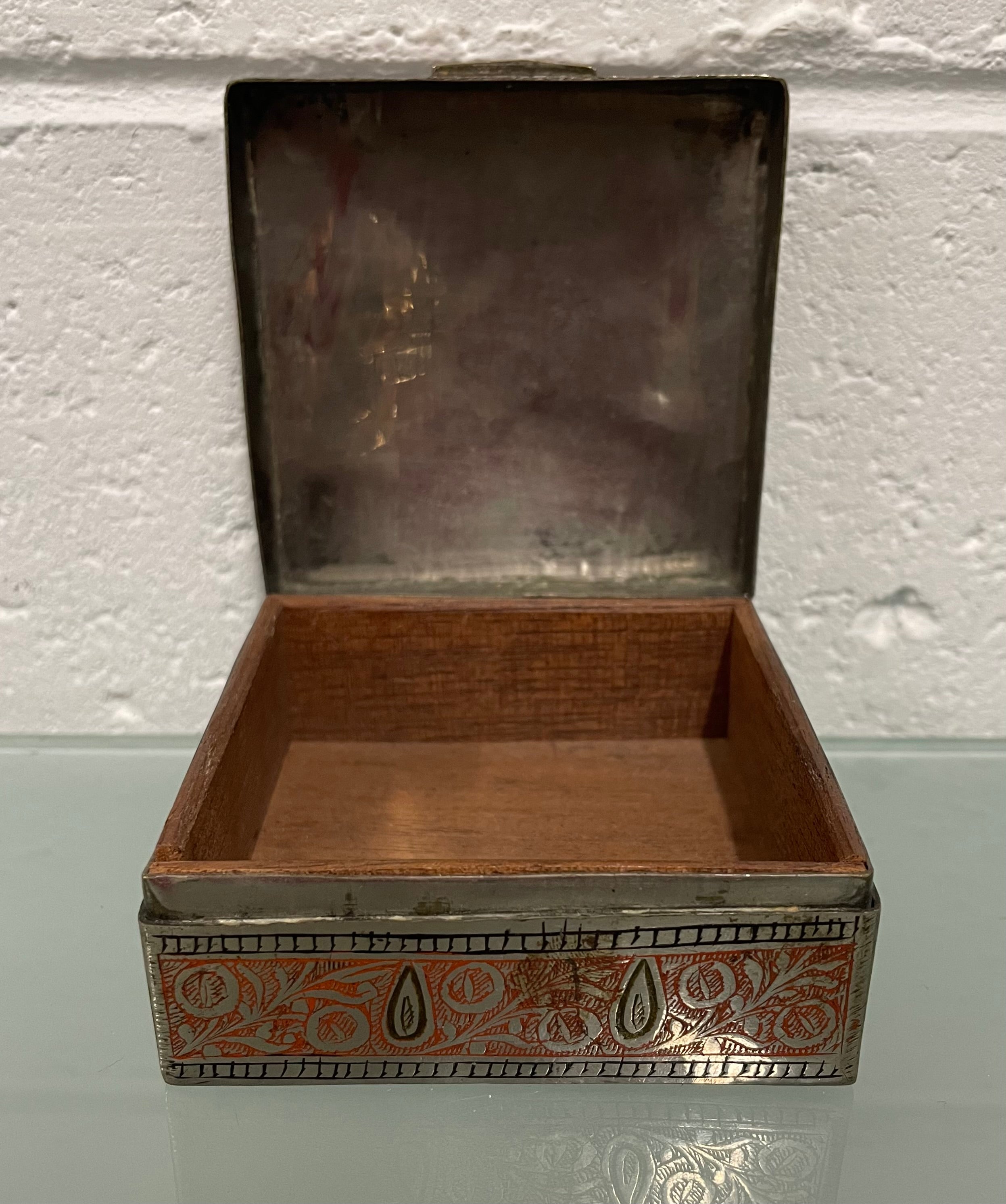 Vintage Silver Plated & Engraved Trinket Box