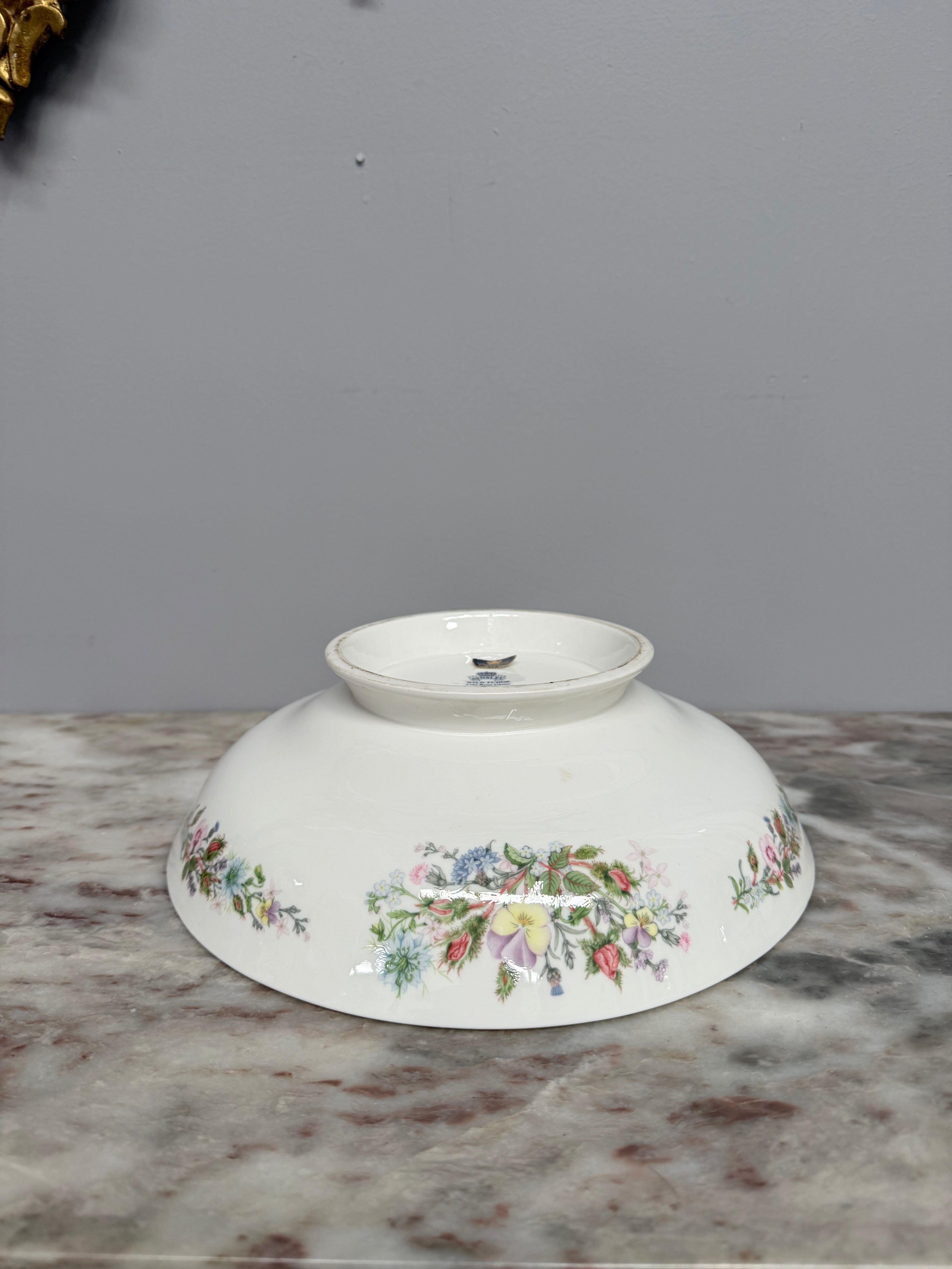 Aynsley Royal Wild Tudor Large Bowl