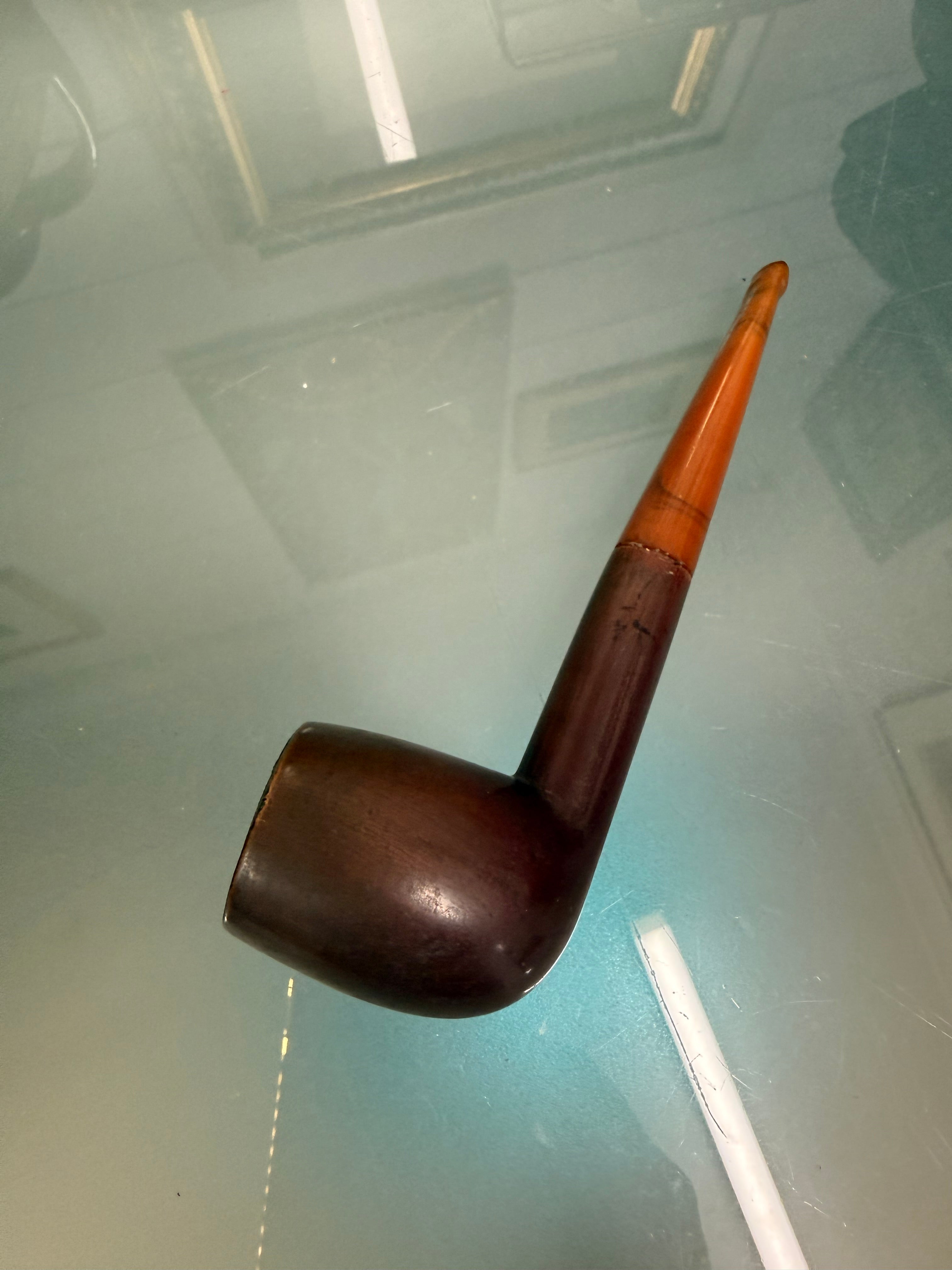 Antique Traditional English Pipe In Original Case