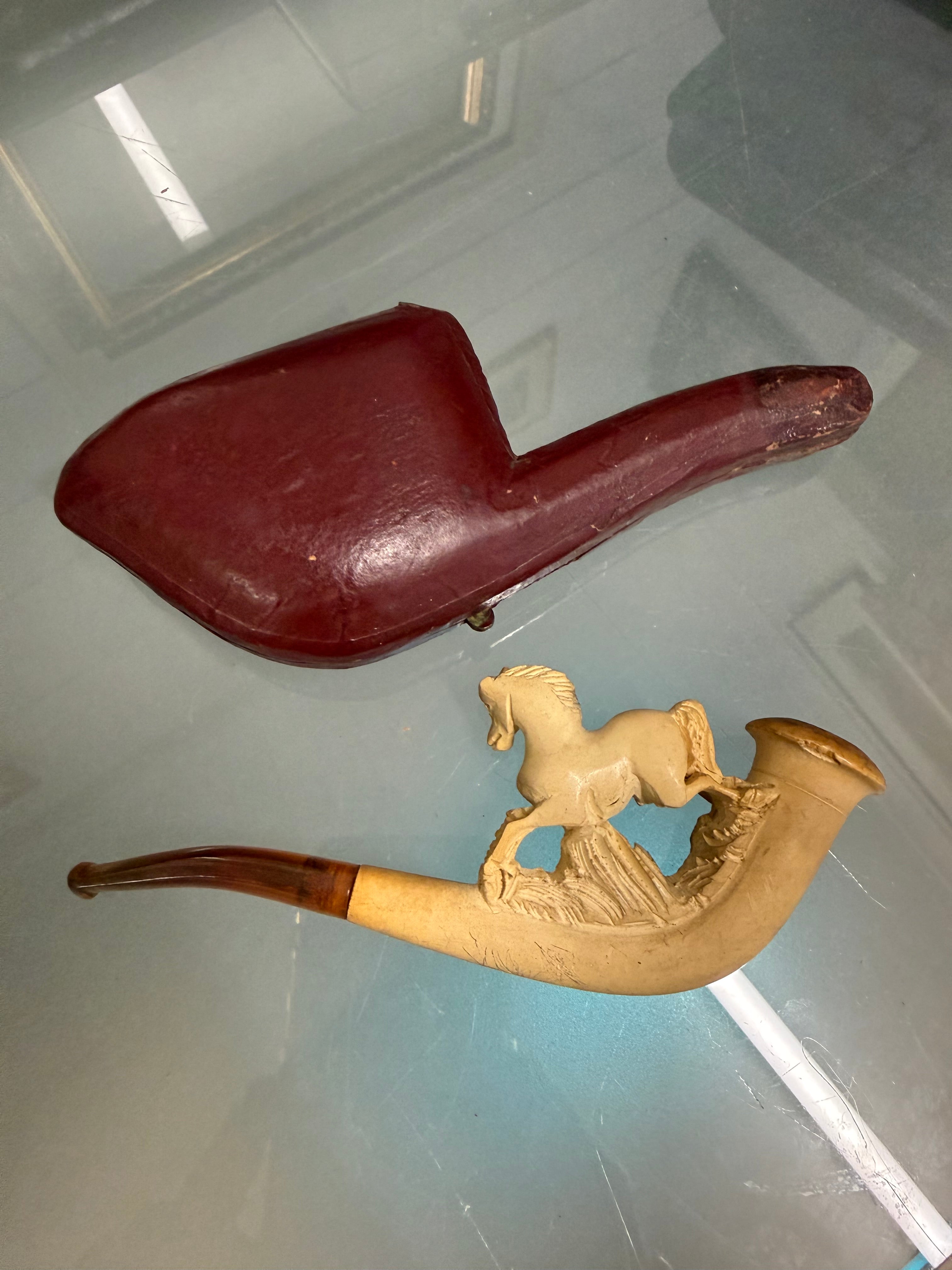 Antique Meerschaum Pipe In Original Case
