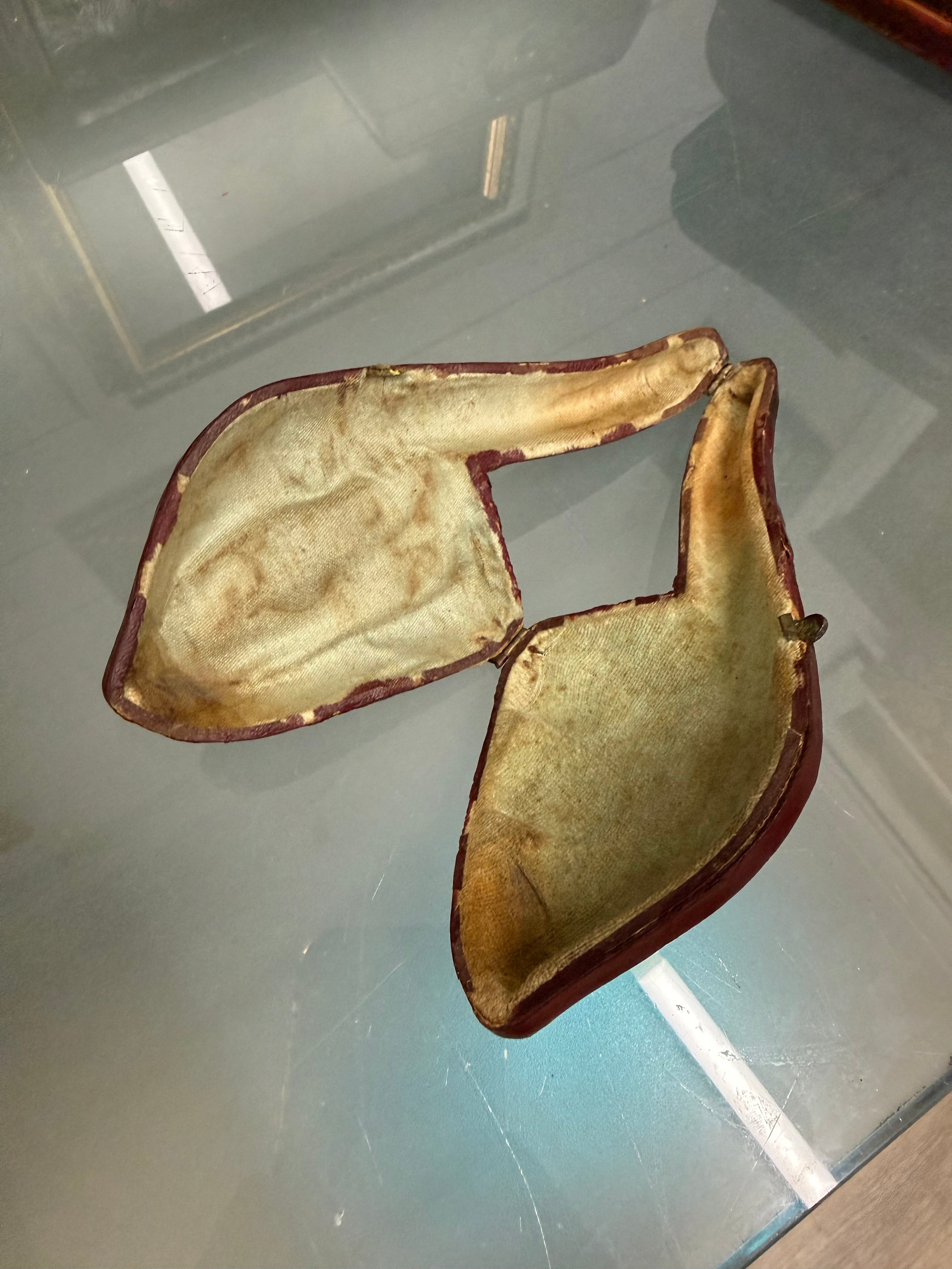 Antique Meerschaum Pipe In Original Case