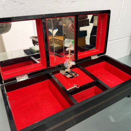 Vintage Japanese Lacquer Musical Jewellery Box