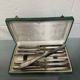 Pairs Made Vintage Set of 12 French Silver Plated Knifes in Original Box