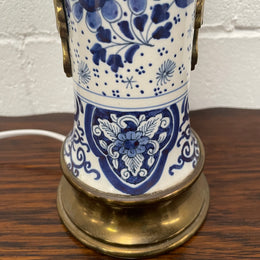 Vintage Delft Blue & White China & Brass Lamp