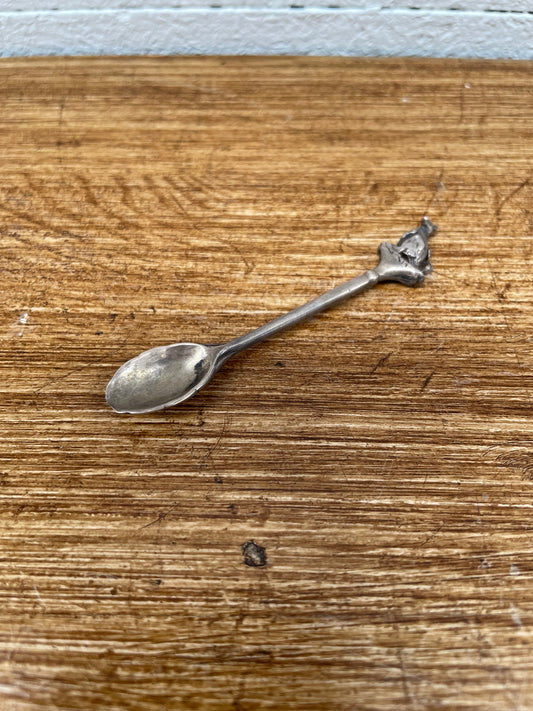 Australian Silver Kangaroo Finial Salt Spoon