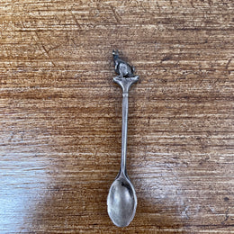 Australian Silver Kangaroo Finial Salt Spoon