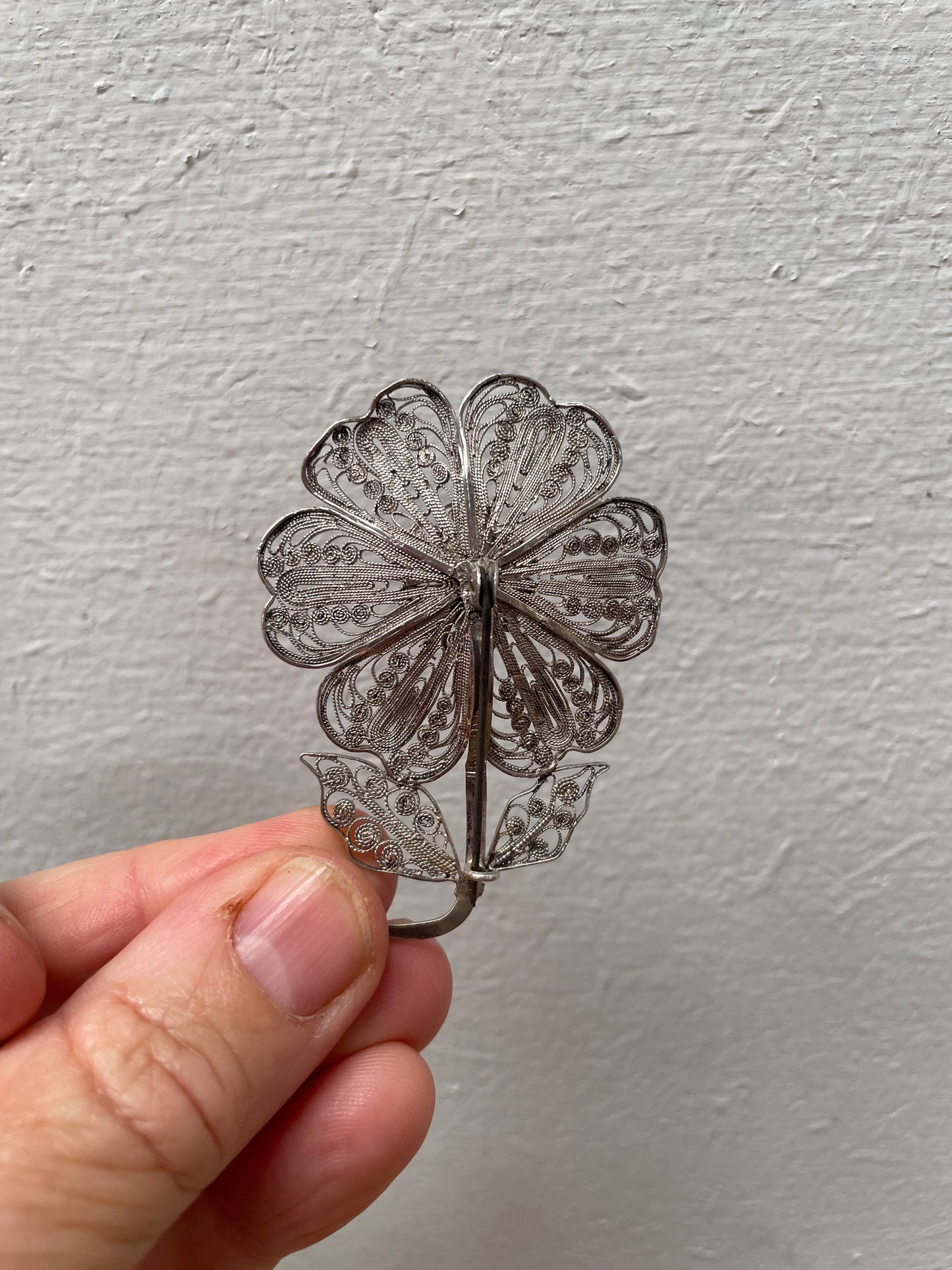 Vintage Silver Filigree Flower Brooch