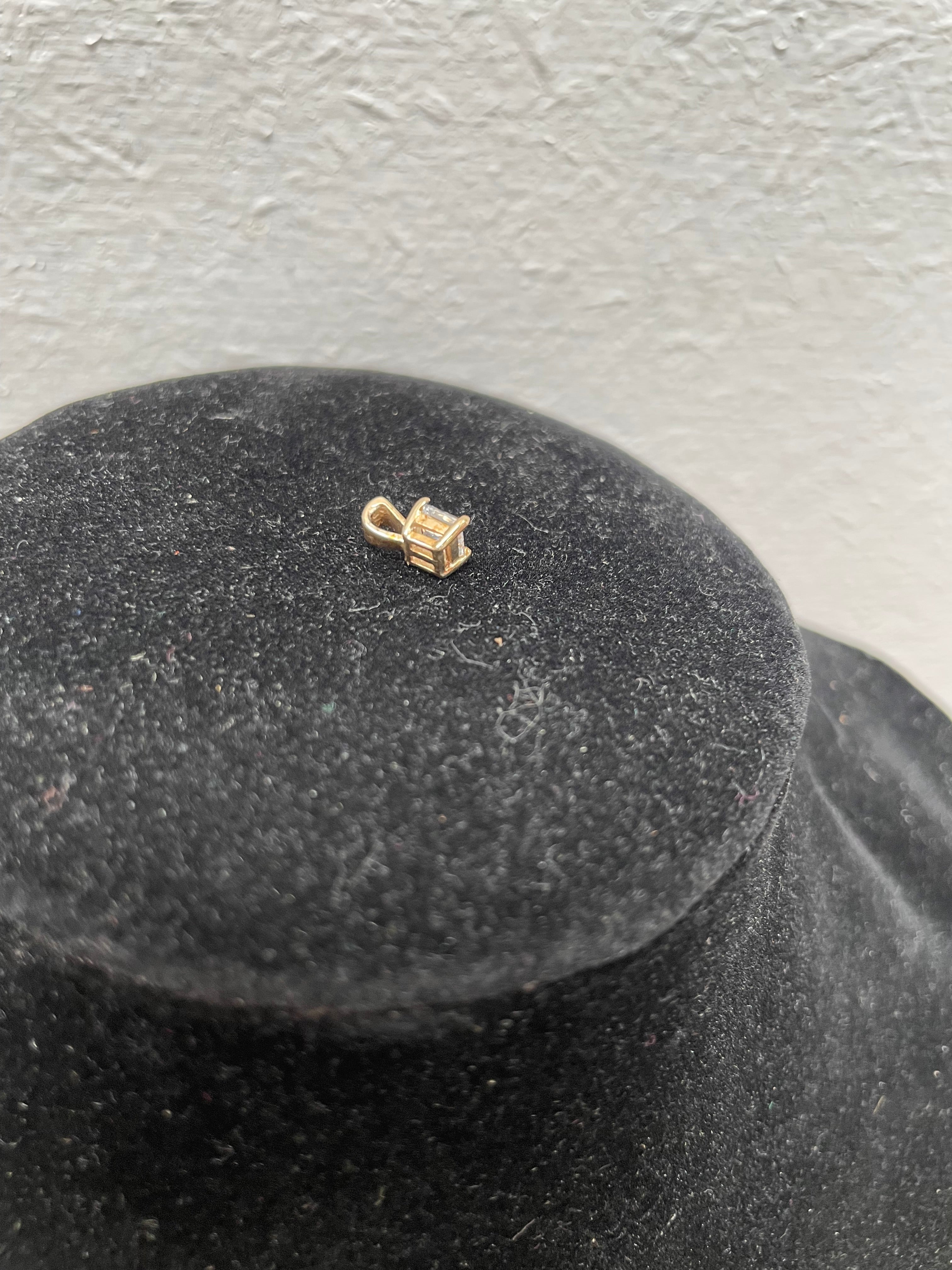 9ct Gold Pendant Set With White Stone | Antique & Vintage | Moonee Ponds Antiques | Australia Wide Delivery