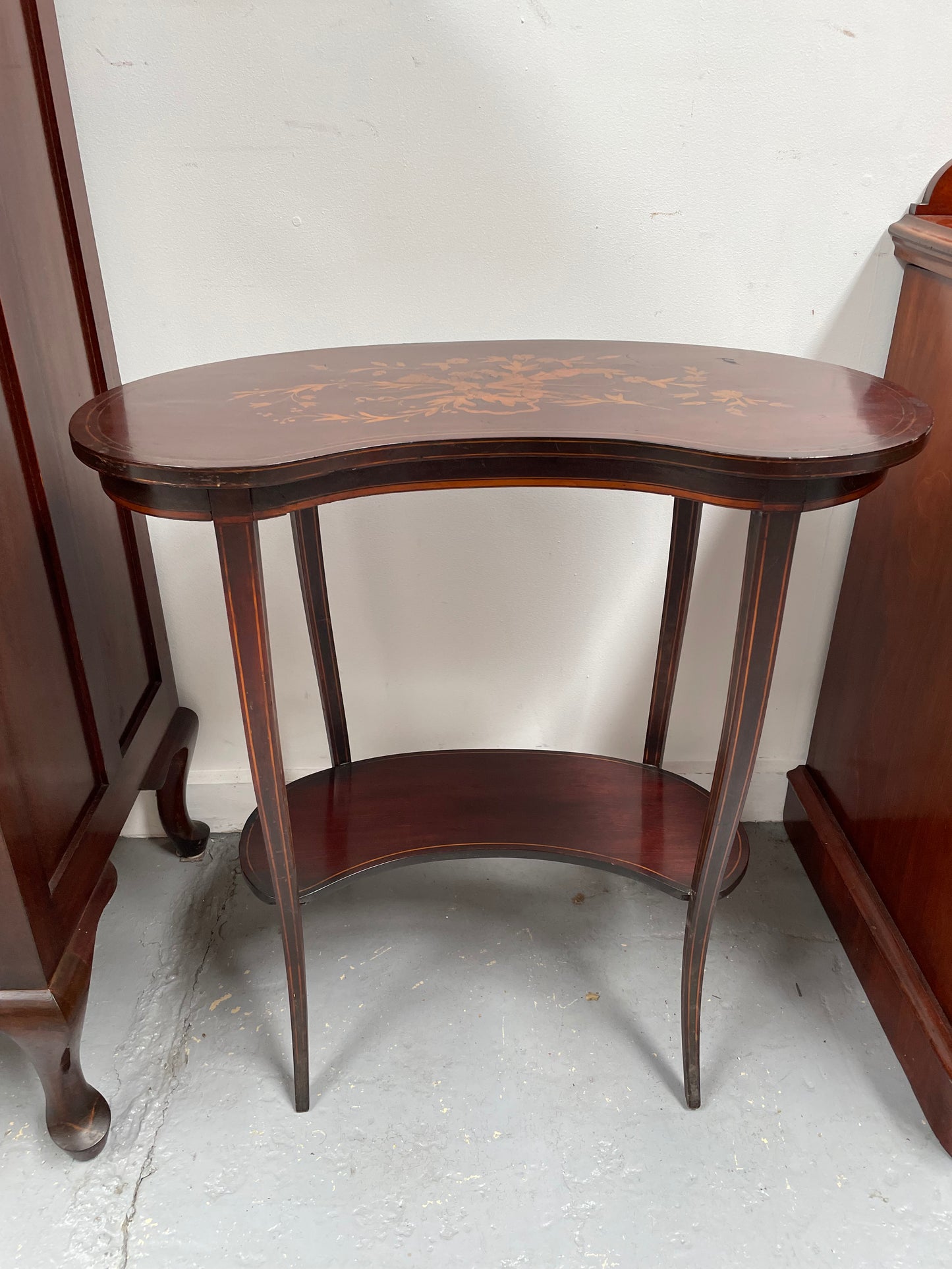 American Marquetry Inlaid Occasional Kidney Shape Table