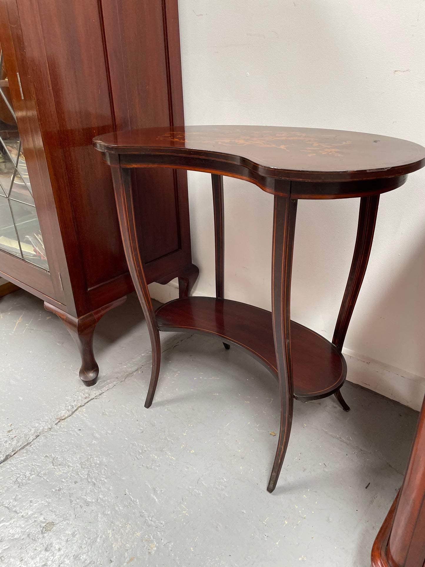 American Marquetry Inlaid Occasional Kidney Shape Table