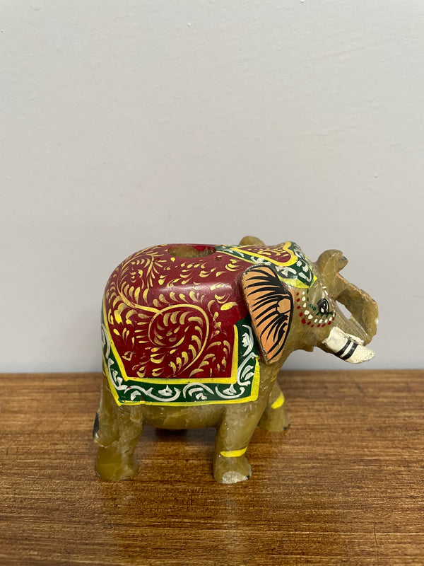 Vintage carved hardstone Indian elephant which has been hand painted. In good condition. Please see photos as they form part of the description and condition.