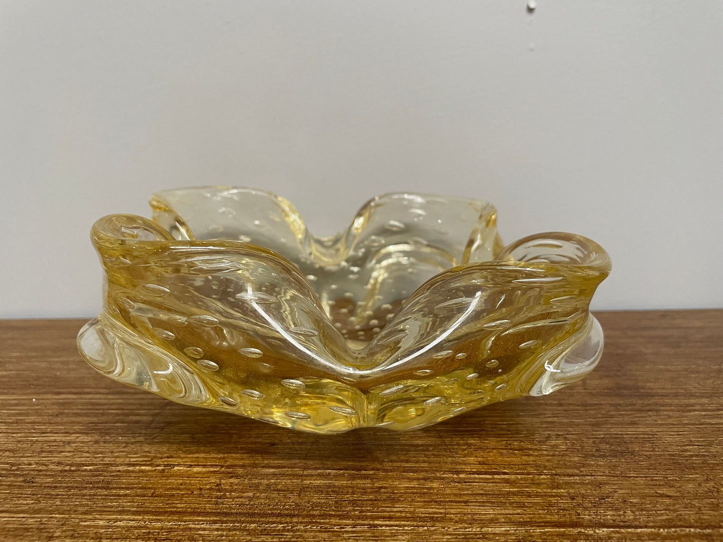 Stunning Vintage Italian Murano Glass Bowl