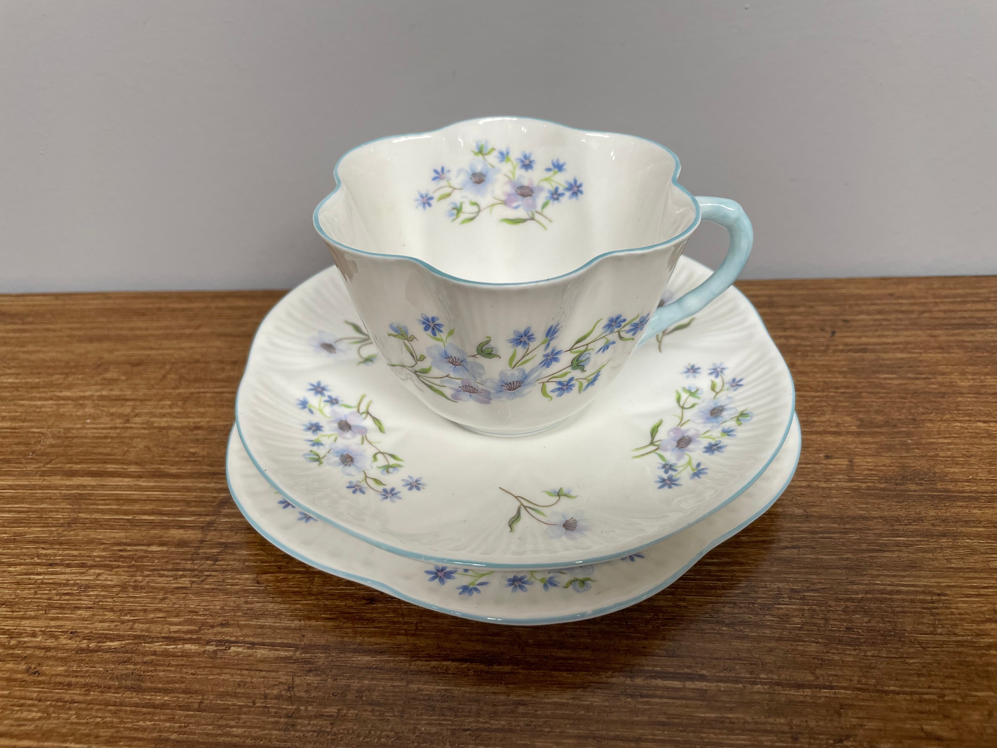 Charming Shelley Blue Rock Trio | Antique & Vintage | Moonee Ponds Antiques | Australia Wide Delivery