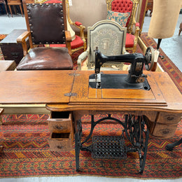 Antique Sewing Machine In Oak Case