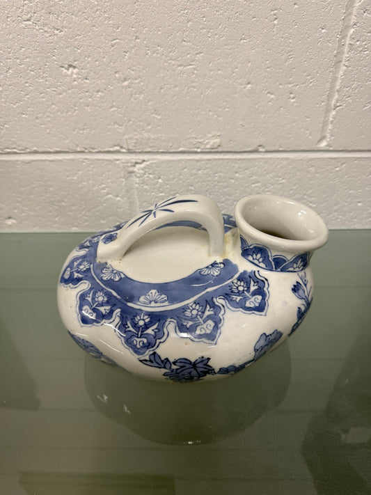 Qing Dynasty Chinese 19th Century Blue & White Chamber Pot