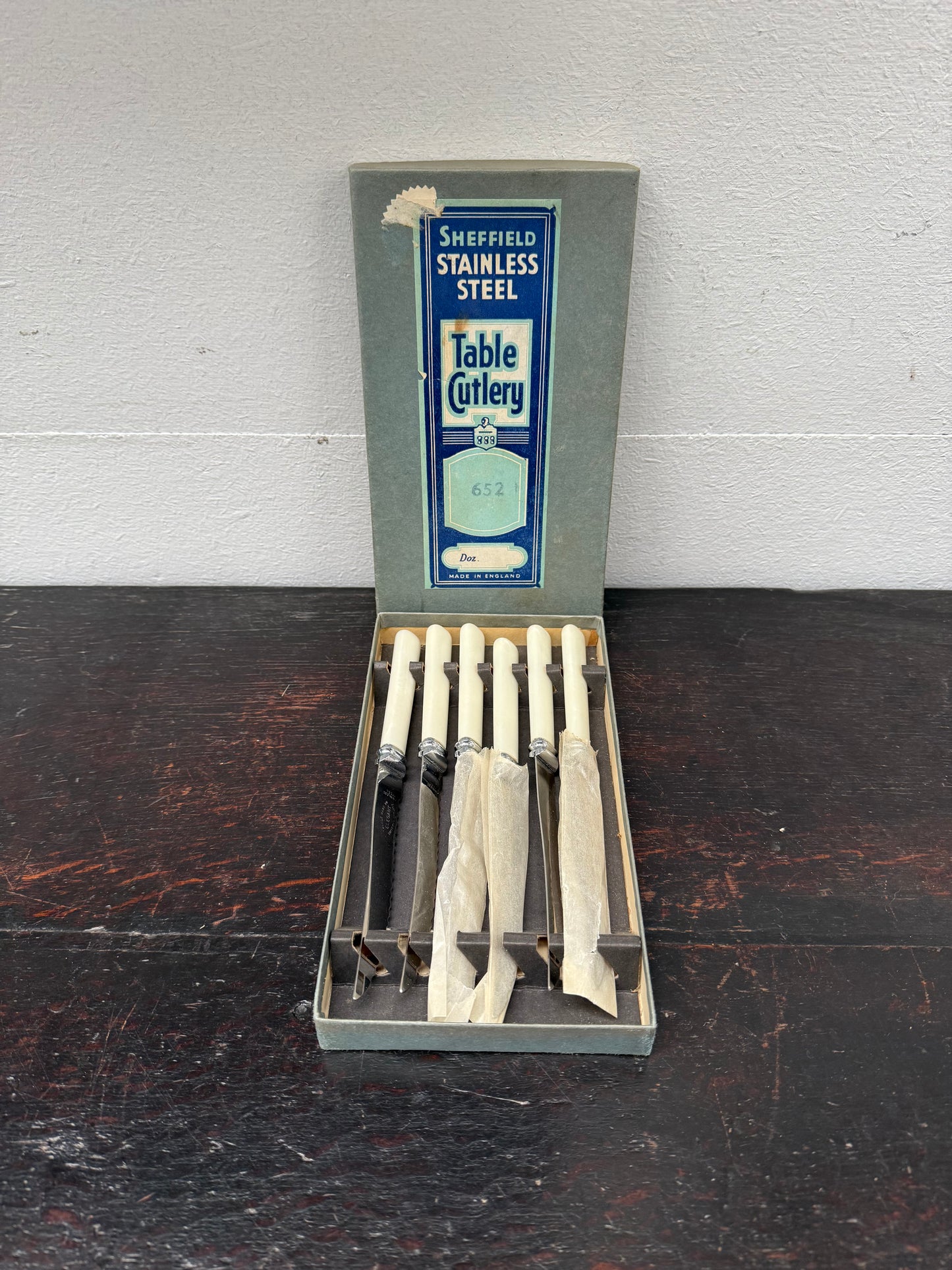 Set 6 Vintage Steak Knives In Original Box