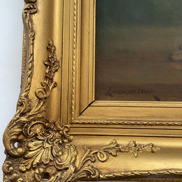 Gorgeous vintage floral oil painting in beautiful colours and a ornate gold frame. Signed by the artist and in good original detailed condition. It has been sourced from France. 