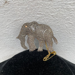 Sterling Silver Vintage Elephant Brooch