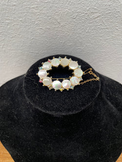Pretty Vintage Mother Of Pearl Brooch | Antique & Vintage | Moonee Ponds Antiques | Australia Wide Delivery