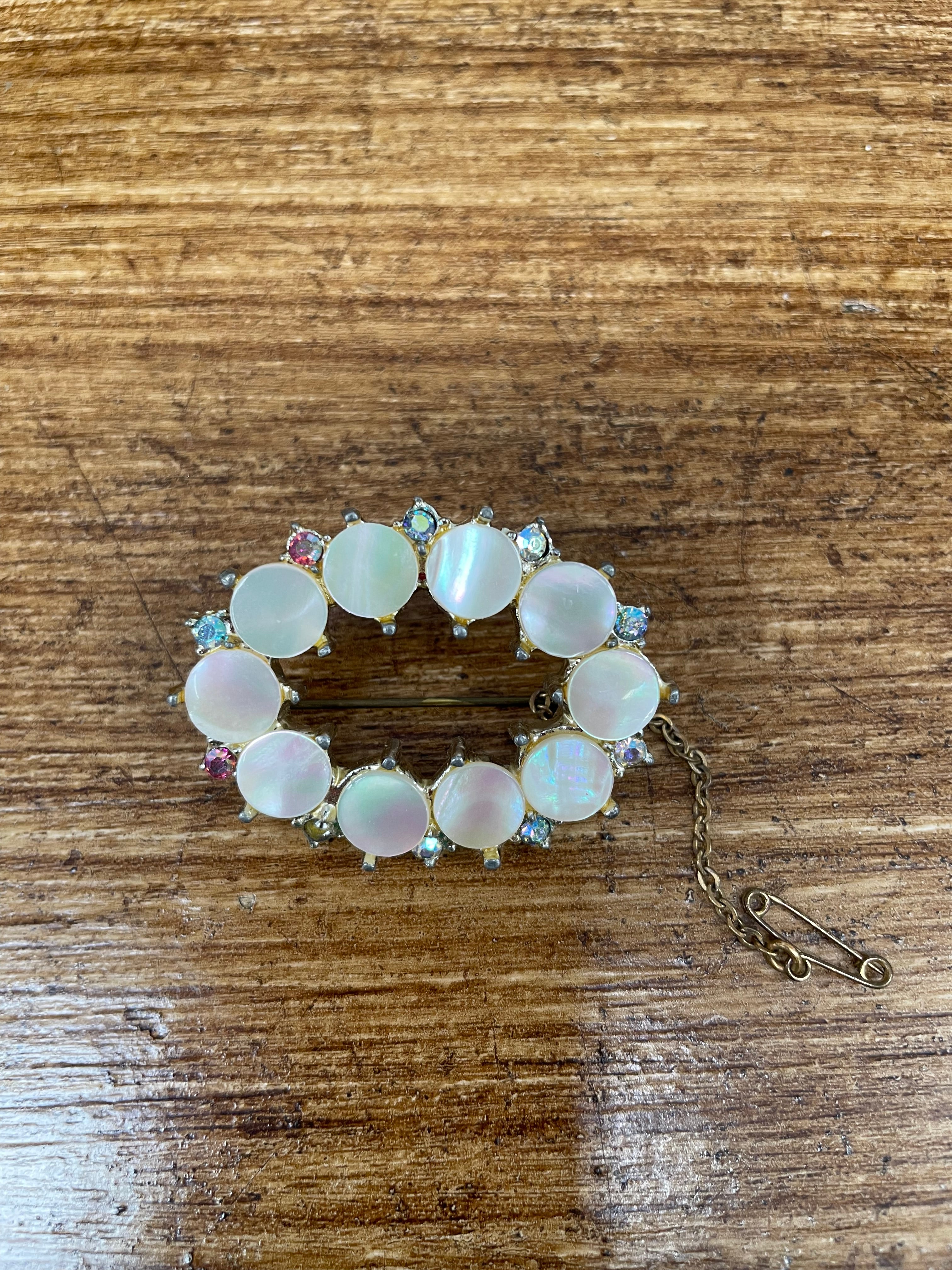 Pretty Vintage Mother Of Pearl Brooch | Antique & Vintage | Moonee Ponds Antiques | Australia Wide Delivery