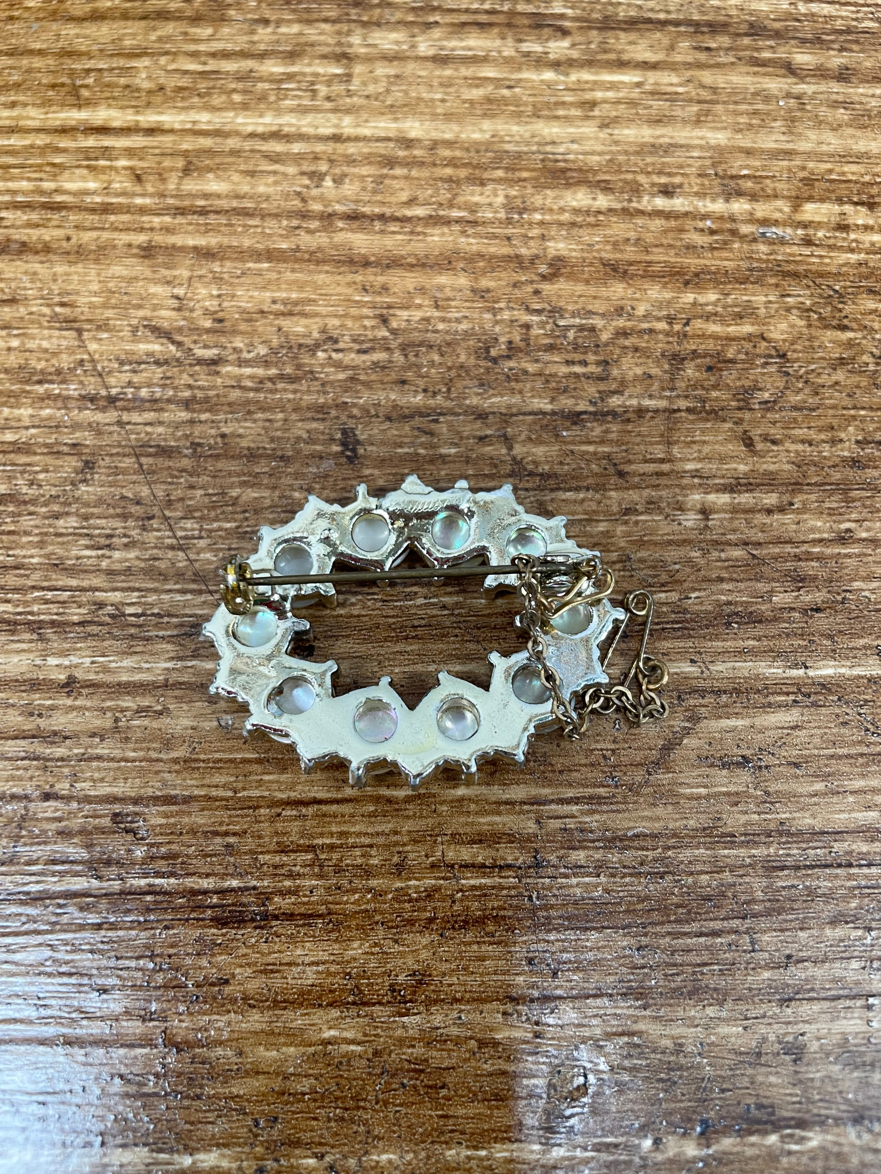 Pretty Vintage Mother Of Pearl Brooch | Antique & Vintage | Moonee Ponds Antiques | Australia Wide Delivery