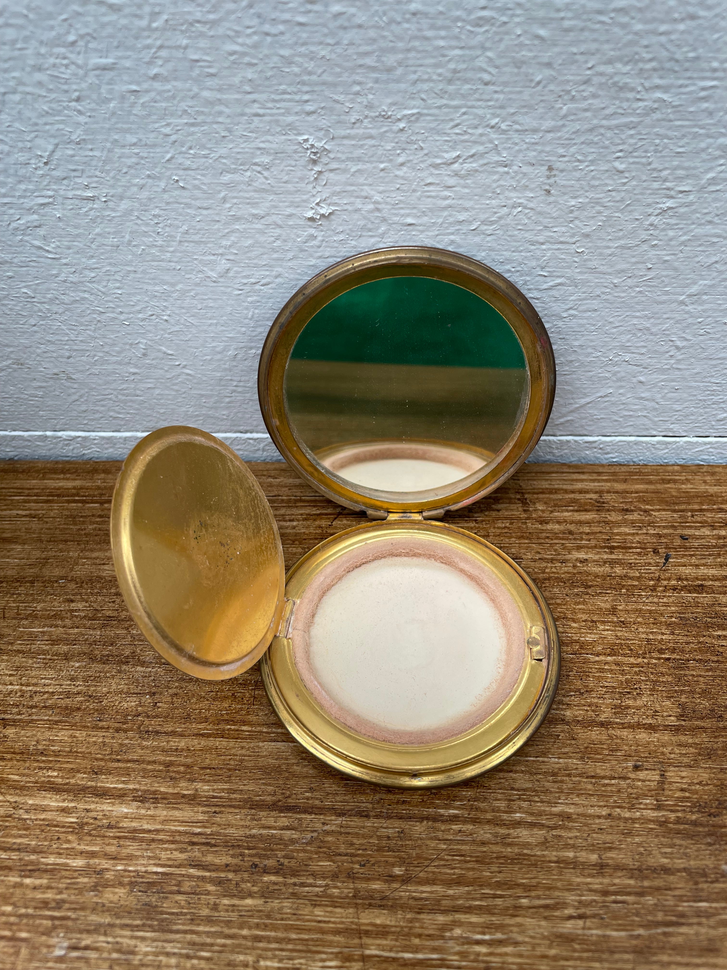 Vintage Compact Featuring A Portrait Lid | Antique & Vintage | Moonee Ponds Antiques | Australia Wide Delivery