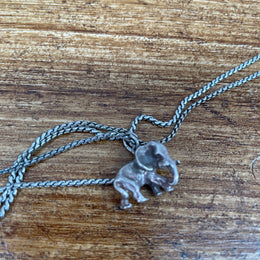 Sterling Silver Elephant Pendant & Chain