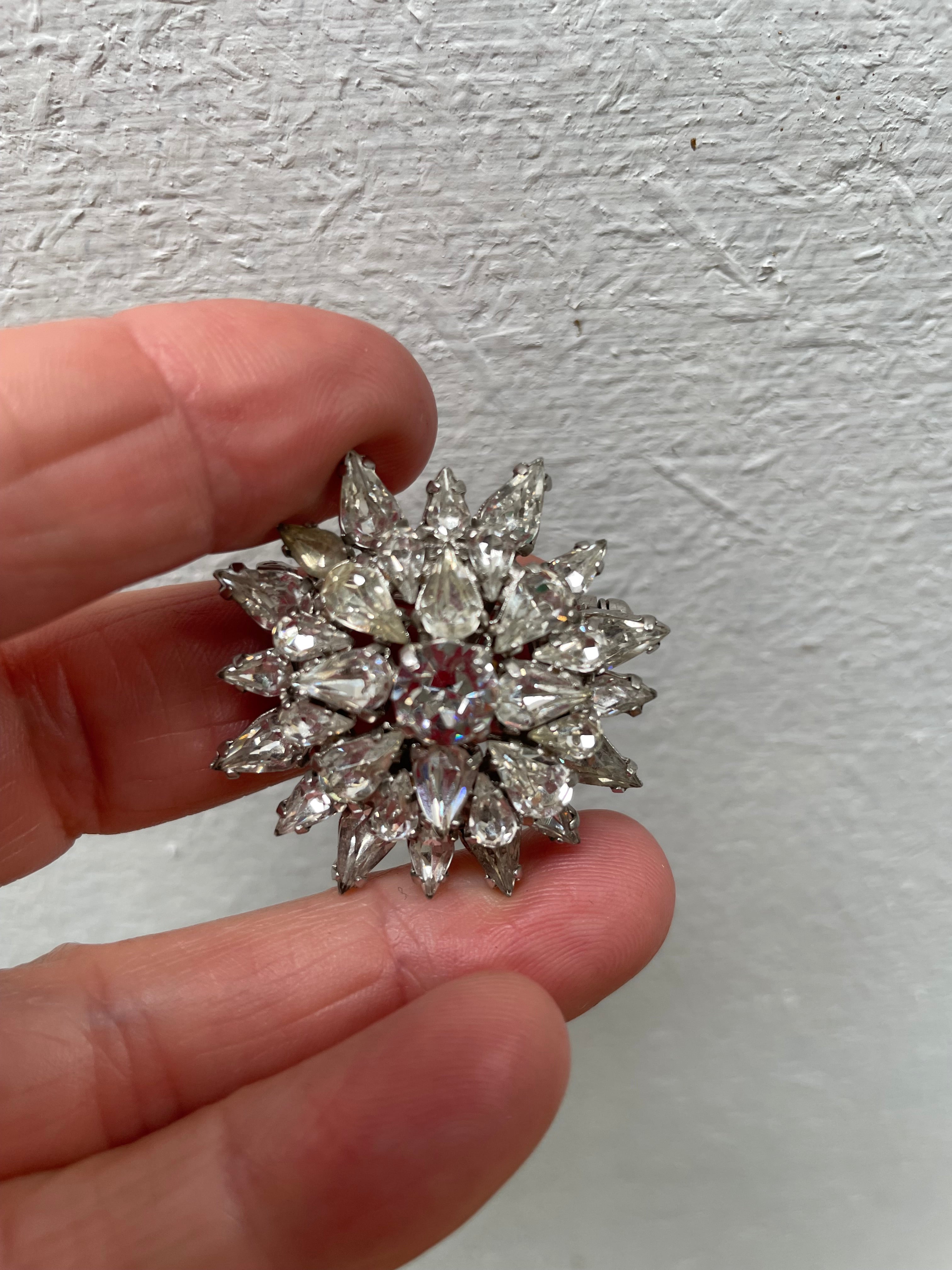 Vintage Art Deco Style Snowflake Rhinestone Brooch