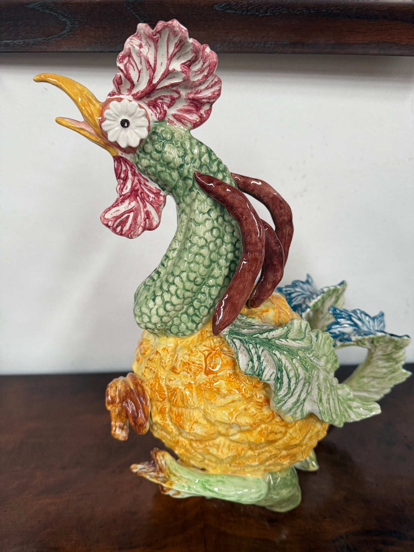 Extraordinary Vintage Italian Hand Painted Majolica Rooster