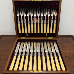Victorian Boxed Fruit Knife and Forks