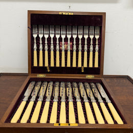 Victorian Boxed Fruit Knife and Forks