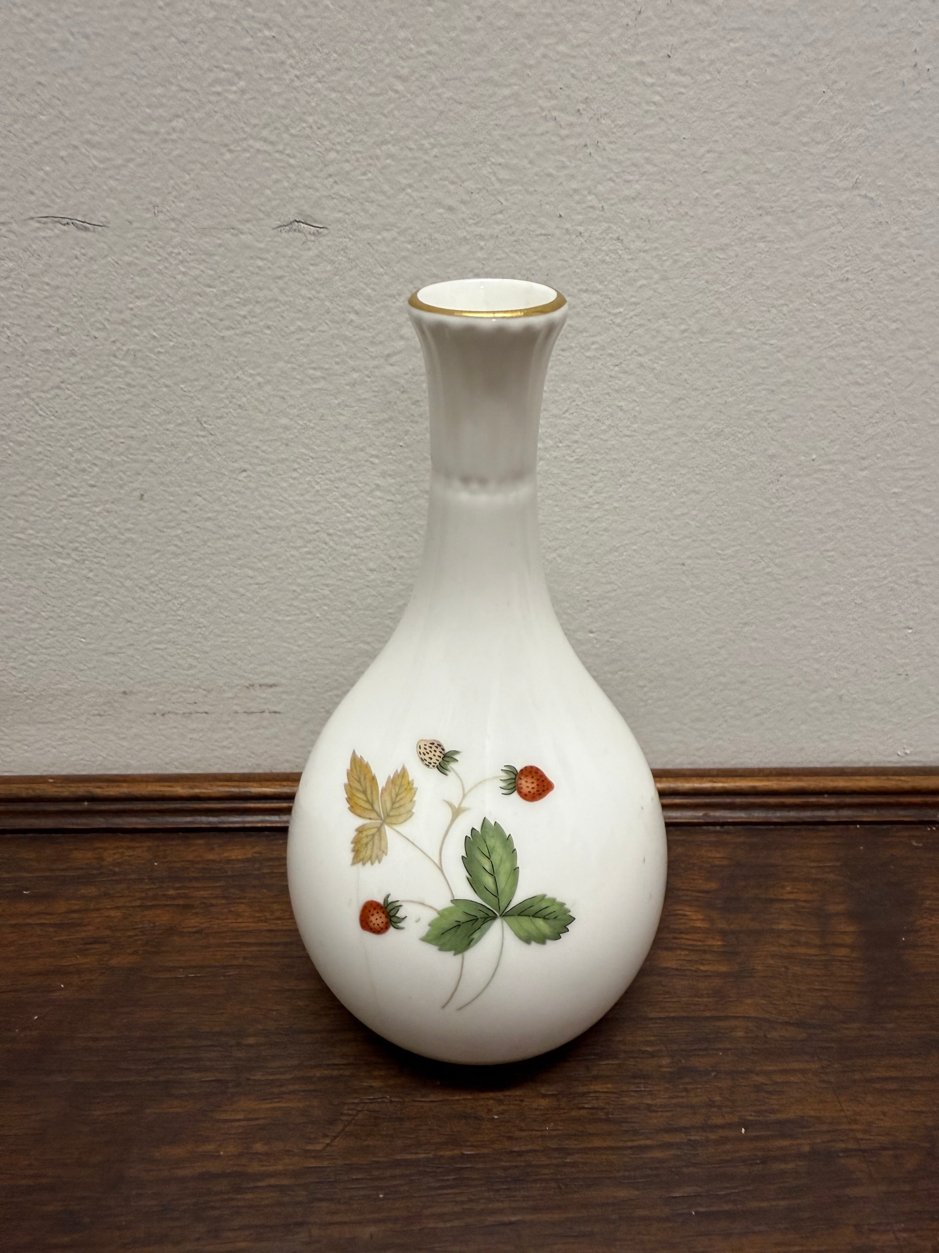 Wedgwood Wild Strawberry Vase | Antique & Vintage | Moonee Ponds Antiques | Australia Wide Delivery