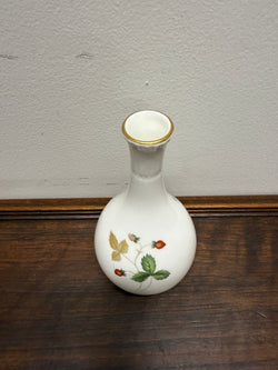 Wedgwood Wild Strawberry Vase | Antique & Vintage | Moonee Ponds Antiques | Australia Wide Delivery