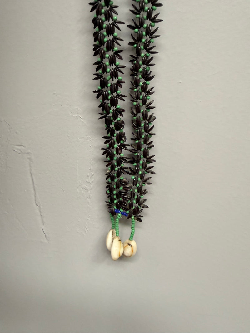 Vintage Hawaiian Apple Seed, Green Bead & Cowrie Shell Necklace