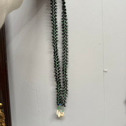 Vintage Hawaiian Apple Seed, Green Bead & Cowrie Shell Necklace