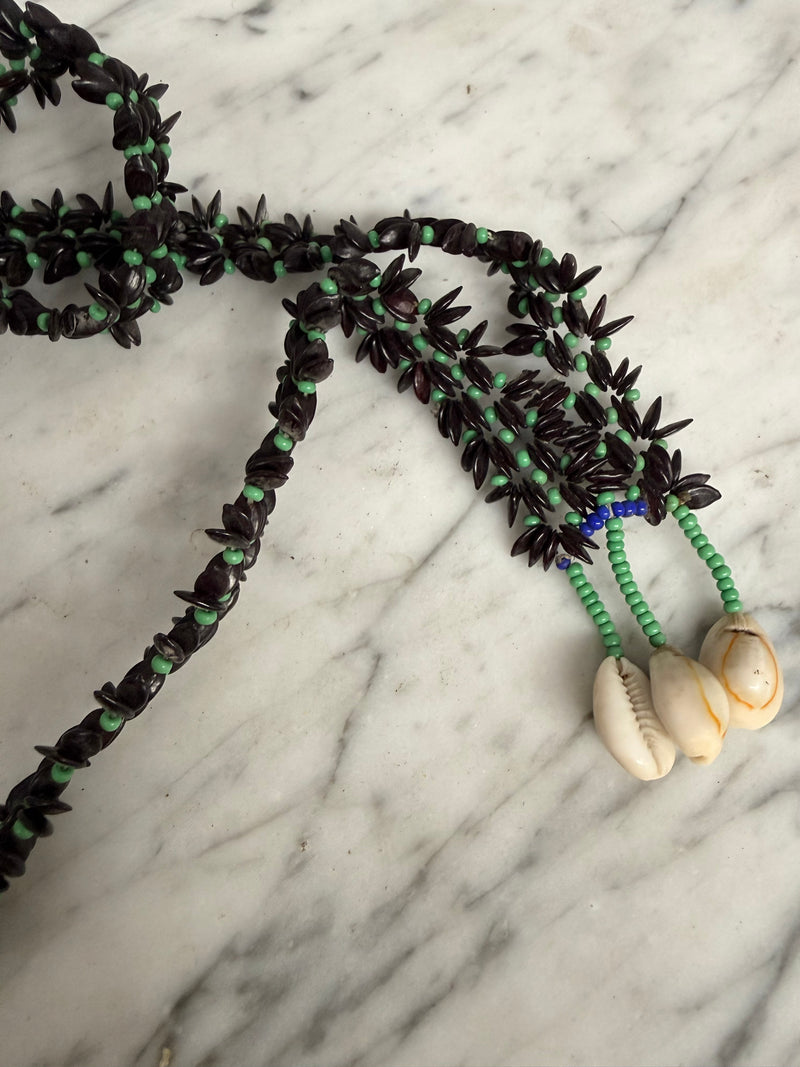 Vintage Hawaiian Apple Seed, Green Bead & Cowrie Shell Necklace