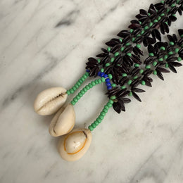 Vintage Hawaiian Apple Seed, Green Bead & Cowrie Shell Necklace