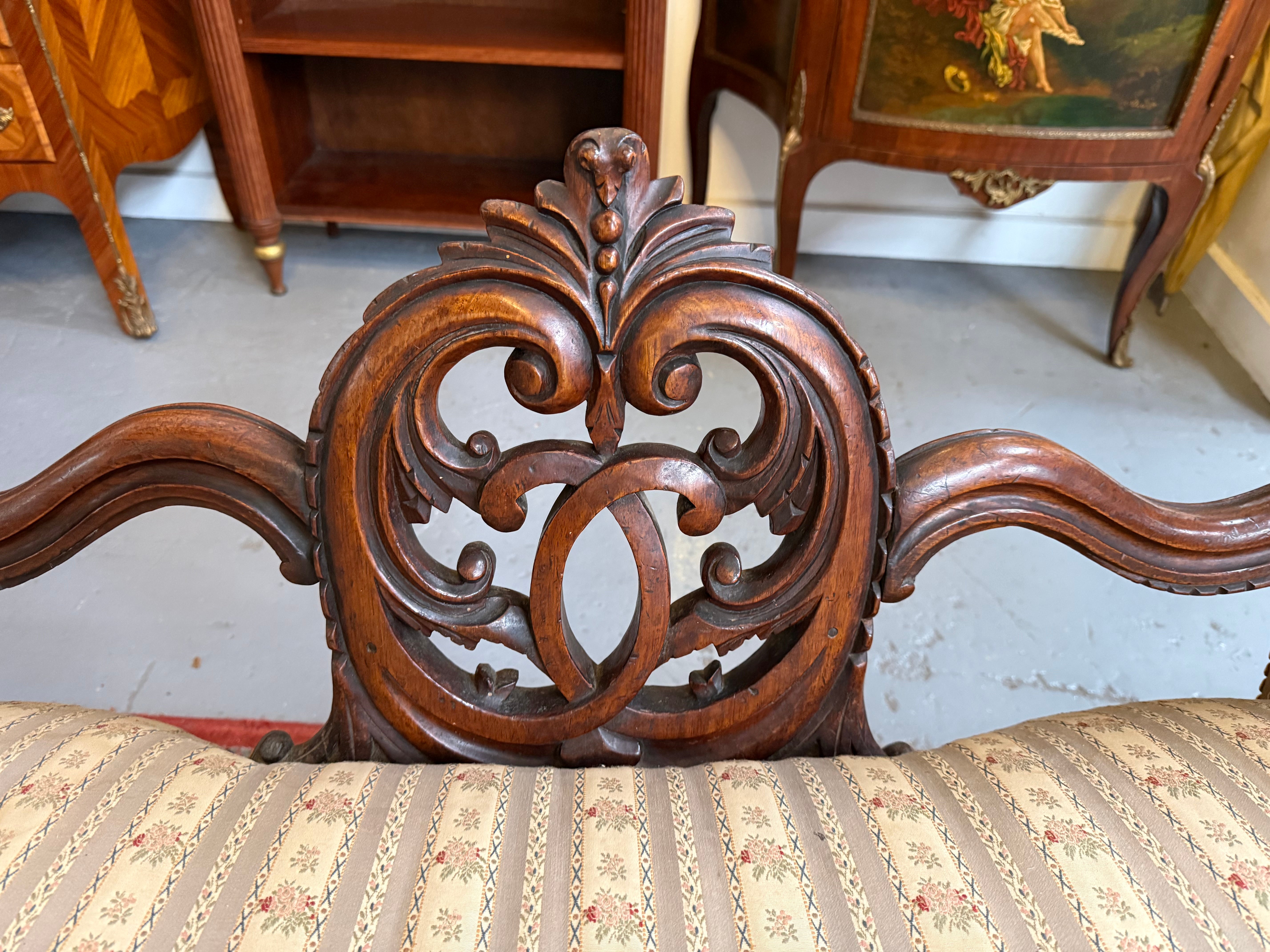 Mid Victorian Walnut Settee Nicely Upholstered