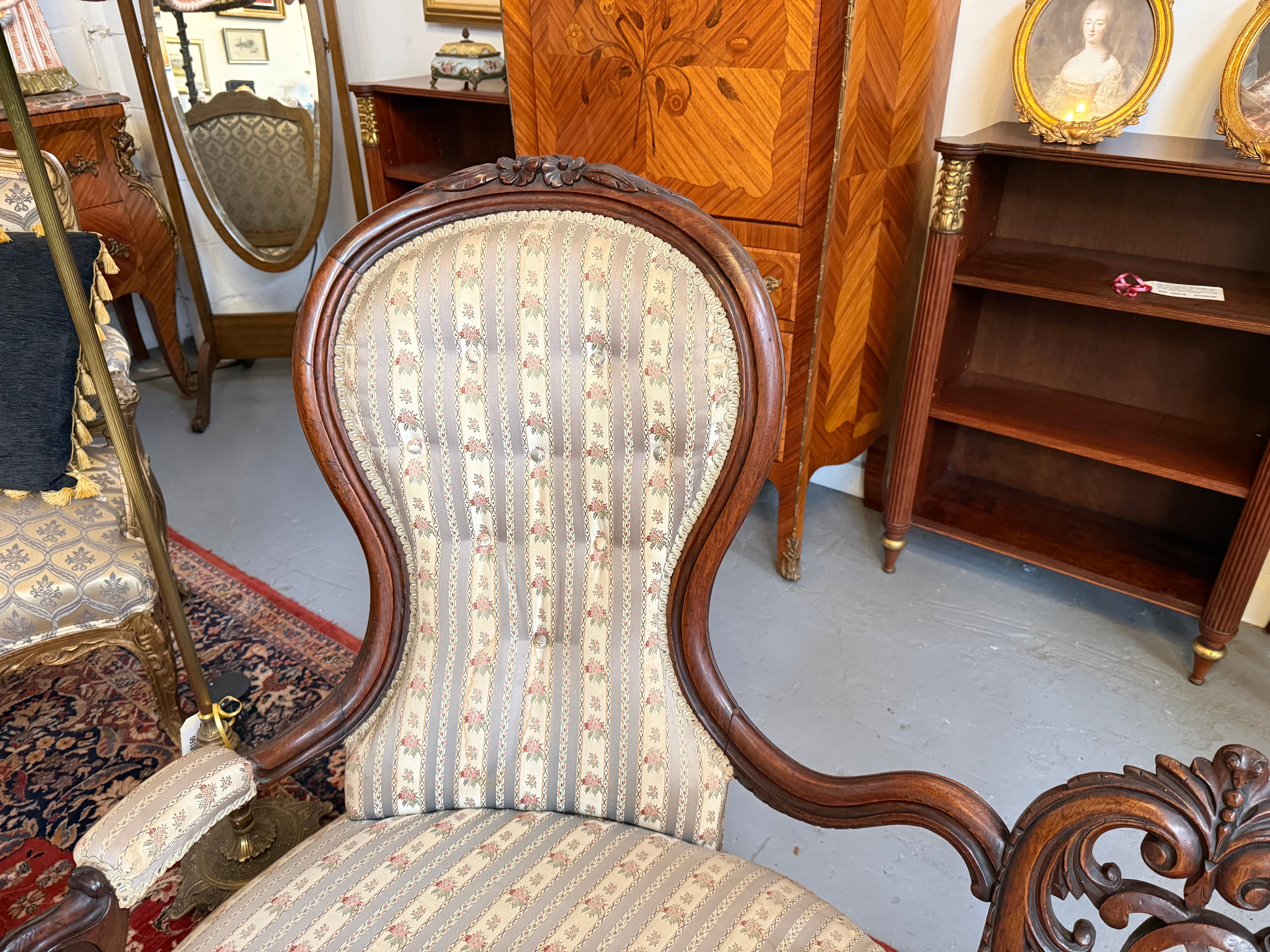 Mid Victorian Walnut Settee Nicely Upholstered