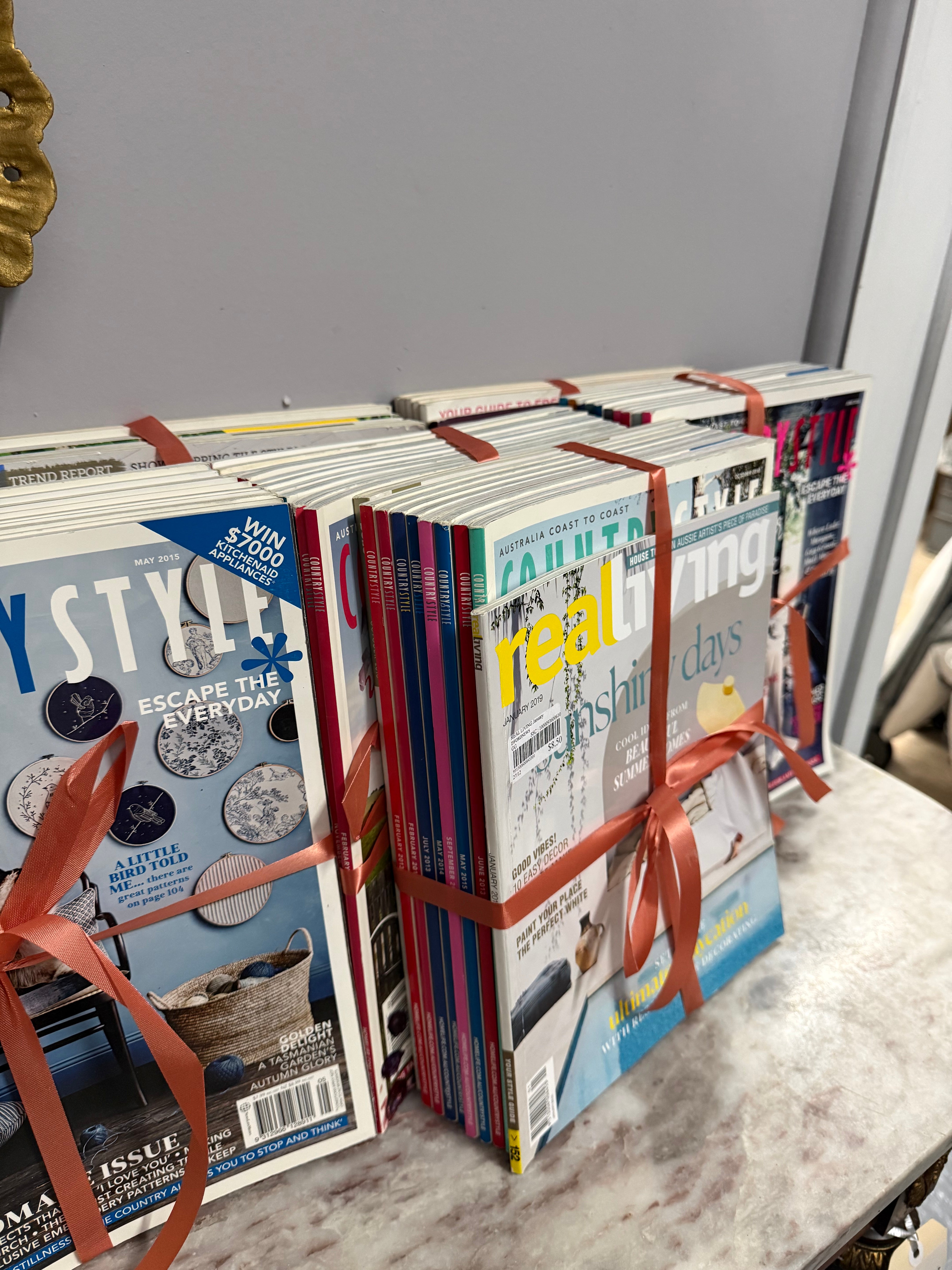 Assorted Bundle of Home & Styling Magazines