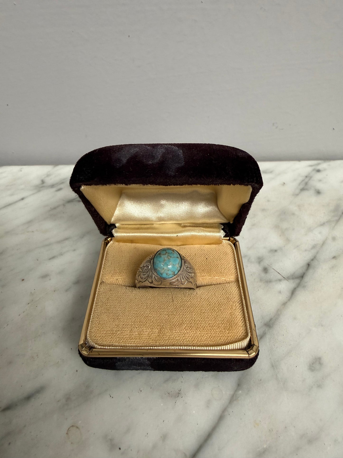 Vintage Navajo Style Sterling Silver Ring With Oval Turquoise Cabochon Stone