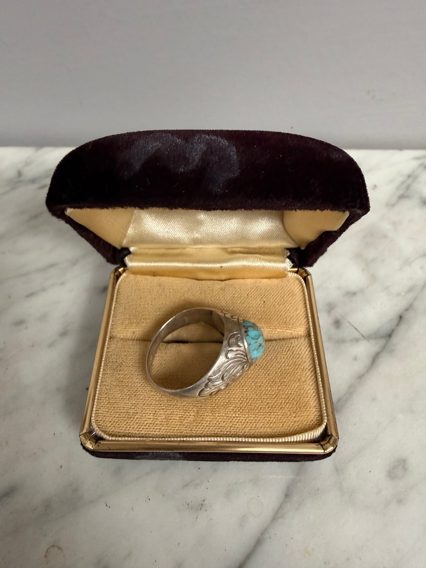 Vintage Navajo Style Sterling Silver Ring With Oval Turquoise Cabochon Stone