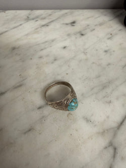 Vintage Navajo Style Sterling Silver Ring With Oval Turquoise Cabochon Stone | Antique & Vintage | Moonee Ponds Antiques | Australia Wide Delivery