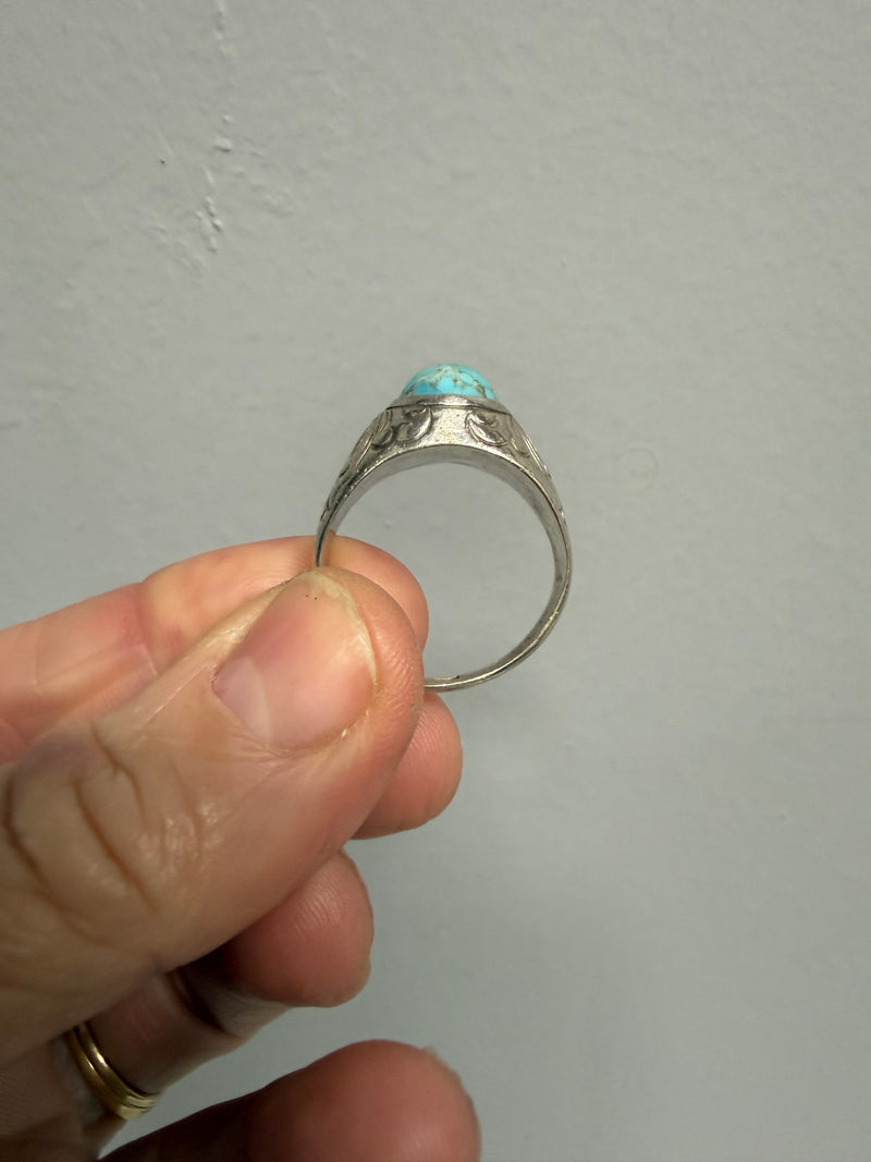 Vintage Navajo Style Sterling Silver Ring With Oval Turquoise Cabochon Stone