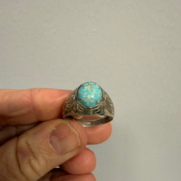 Vintage Navajo Style Sterling Silver Ring With Oval Turquoise Cabochon Stone