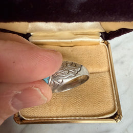 Vintage Navajo Style Sterling Silver Ring With Oval Turquoise Cabochon Stone