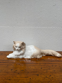 Nao by Lladro Persian Reclining Cat Figurine | Antique & Vintage | Moonee Ponds Antiques | Australia Wide Delivery