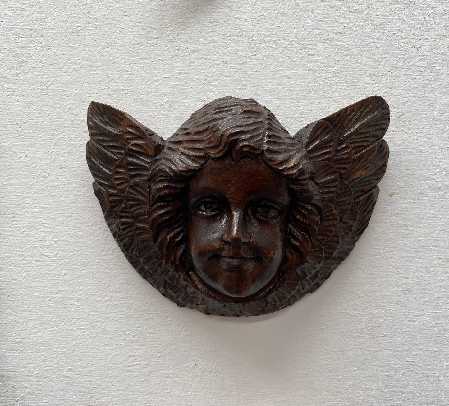 Vintage Cherub Timber Wall Plaque