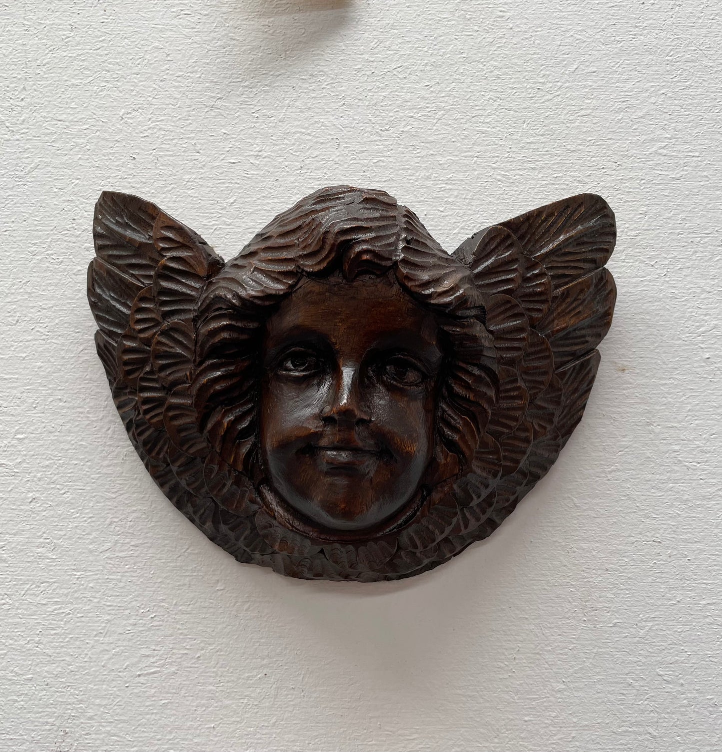 Vintage Cherub Timber Wall Plaque